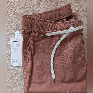 Vuori BNWT Women's Ripstop Pants Size XL